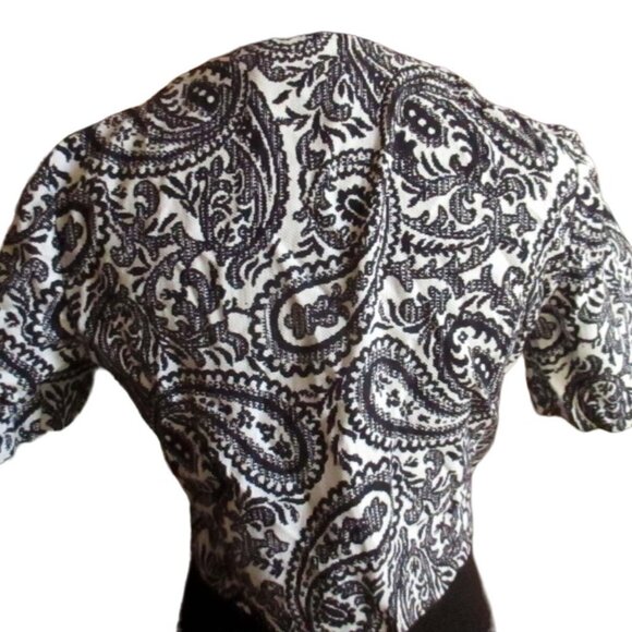 1OF1 Small Cropped Jacket 1960's Vintage Black & White Paisley Short Sleeve - Picture 2 of 3